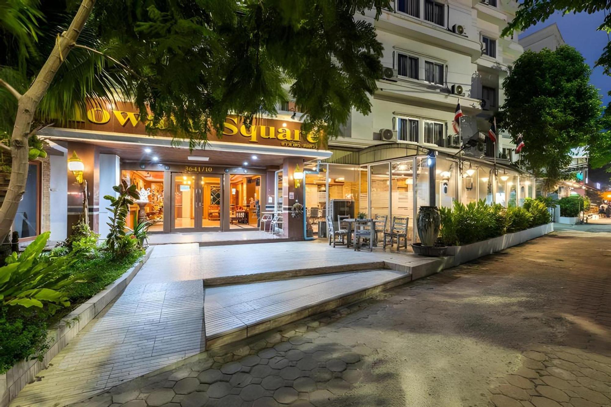 Collection O Howard Square Boutique Hotel Бангкок Экстерьер фото